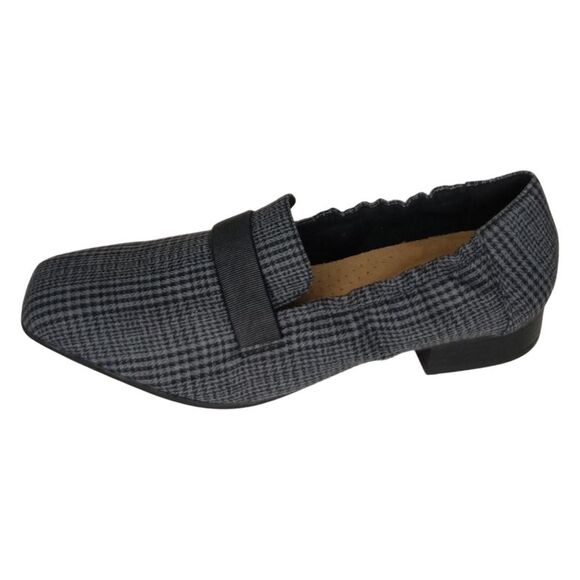 Buy clarks discount vouchers 219 Free Shipping Clarks Un Loop Flat Leather Shoe
